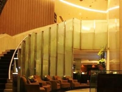 Astoria Plaza2