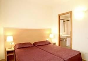 MH Apartments Sants0