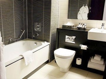 CROWNE PLAZA3