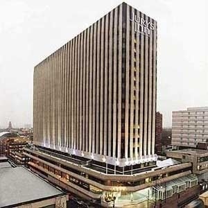 JURYS INN2