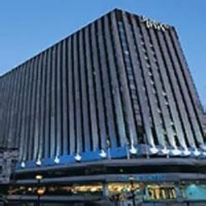 JURYS INN1