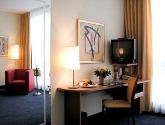 Ramada Hotel Berlin Mitte4