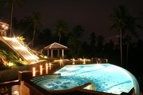Hillside Village Resort & Fitness Centre2