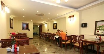 Hanoi Charming Hotel3