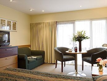 MERCURE LEISURE LODGE4