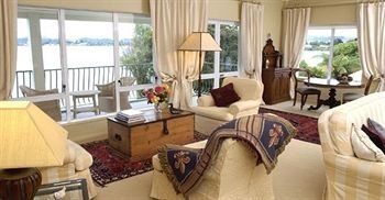 Kawaha Point Lodge4