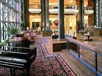 RADISSON VICTORIA PLAZA4