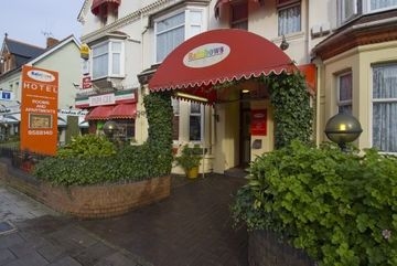 RAINBOWS LODGE0