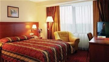 CROWNE PLAZA1
