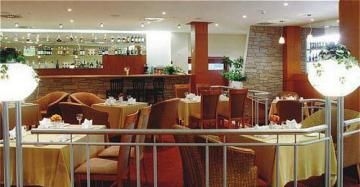 CROWNE PLAZA2