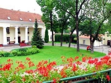 MABRE RESIDENCE0