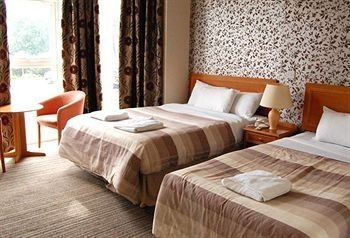 The Croham Hotel3