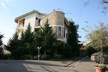 Hotel Baron0