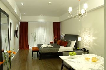 BROADWAY ALL SUITES4