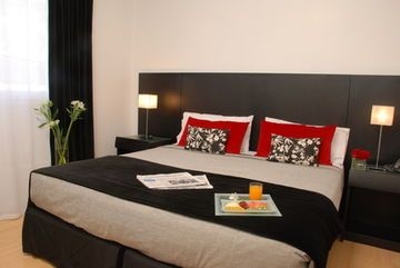 BROADWAY ALL SUITES2