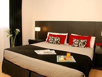 BROADWAY ALL SUITES1