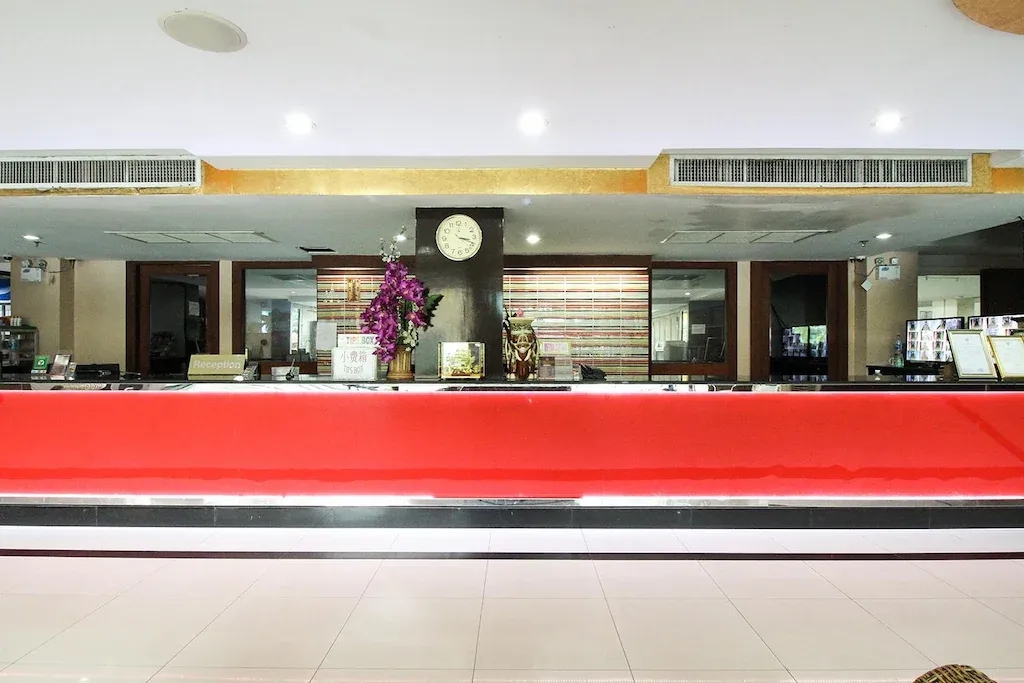 คอนวีเนียนท์ แกรนด์ พลัส โฮเทล สุวรรณภูมิ (Convenient Grand Plus Hotel Suvarnabhumi)2