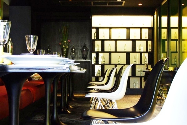 โรงแรม เดอะ เฮอริเทจ บ้านสีลม (The Heritage Baan Silom)3