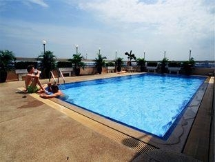 โรงแรมบางกอก อินเตอร์ เพลส (Bangkok Inter Place Hotel)1