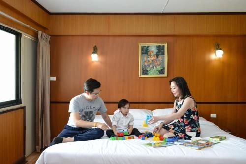โรงแรมไนซ์ พาเลซ (Nice Palace Hotel)1