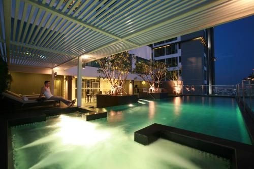 39 บูเลอวาร์ด เอ็กเซ็กคูทีฟ เรสซิเด้นท์ (39 Boulevard Executive Residence)0