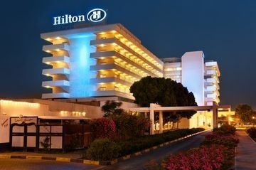 Hilton0