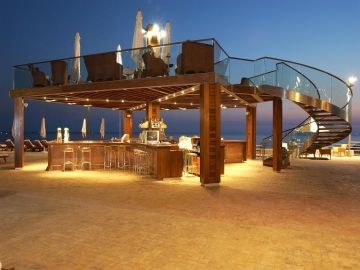 CORAL BEACH RESORT4