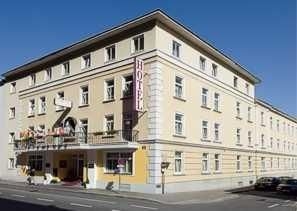 Goldenes Theater Hotel0