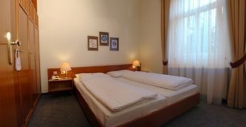 Goldenes Theater Hotel2