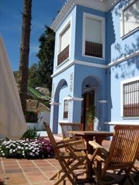 HOSTAL DOMUS0