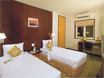 METROPOLE4
