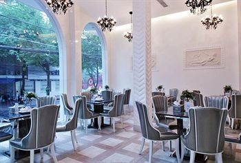 A&EM Corp - Royal Palace Hotel2