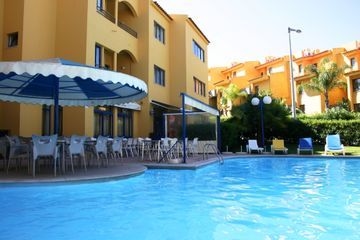 Rio Apartments1