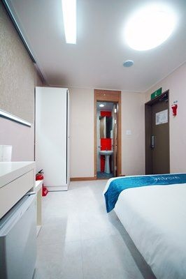 Hotel Unique1