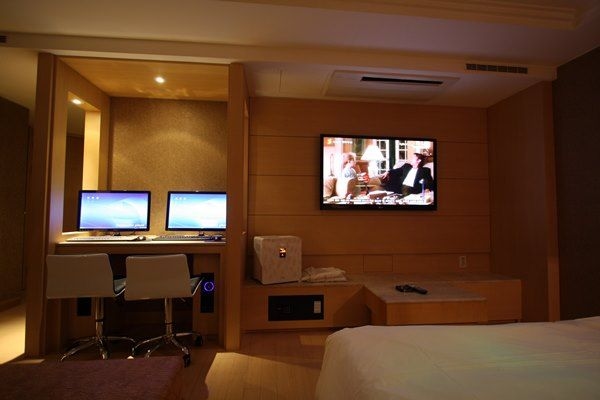 เฟรนด์ลี ดีเอช แนสซ็องซ์ โฮเต็ล บาย มายดรัม กรุ๊ป (D.H Renaissance Hotel)4