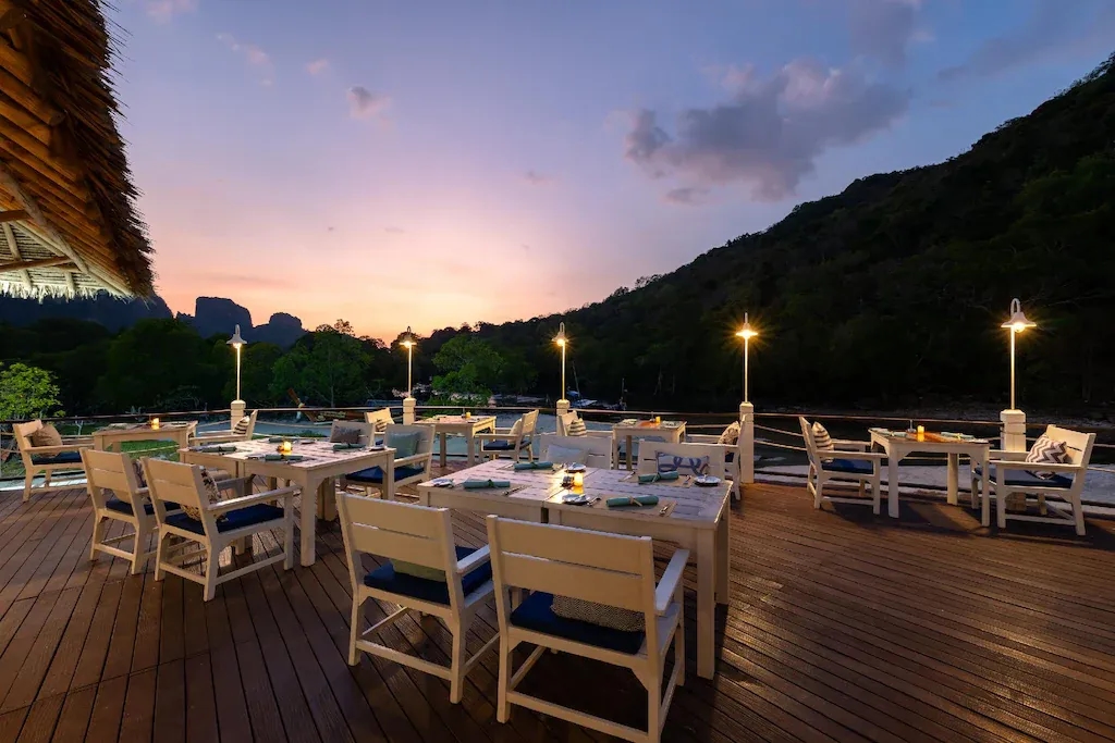 SAii Phi Phi Island Village3