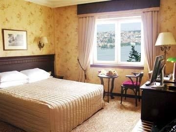 Pera Rose Hotel1