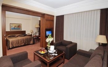 Best Western Plus The President Hotel1