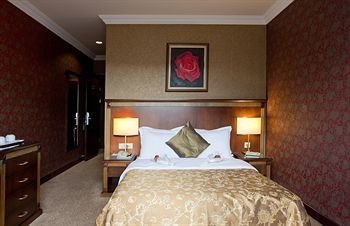 Oran Hotel1