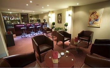 Tan Hotel1