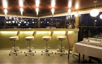 Tan Hotel0