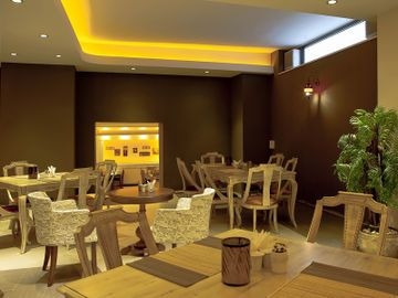 Elegance Residence3