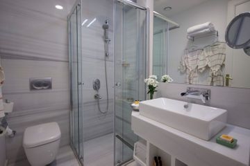 Armada Pera Hotel2