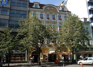 โรงแรมเอเดรียปาร์ก (Adria Hotel Prague)0