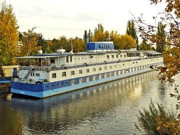 Botel Racek Praha0