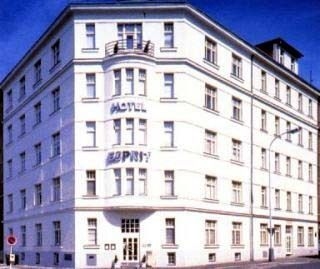 Hotel Esprit1