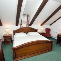 Hotel Bishops House2