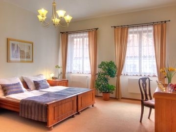 U BRANY HOTEL2