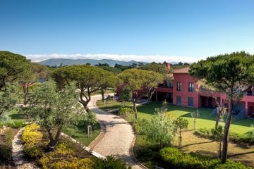 Vivamarinha Hotel & Suites0
