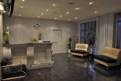 D' Hotel0